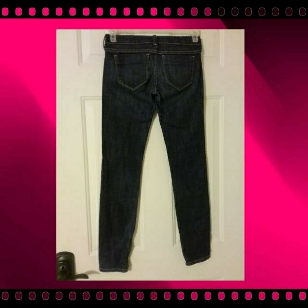 Low Rise Jean - Picture 2 of 3